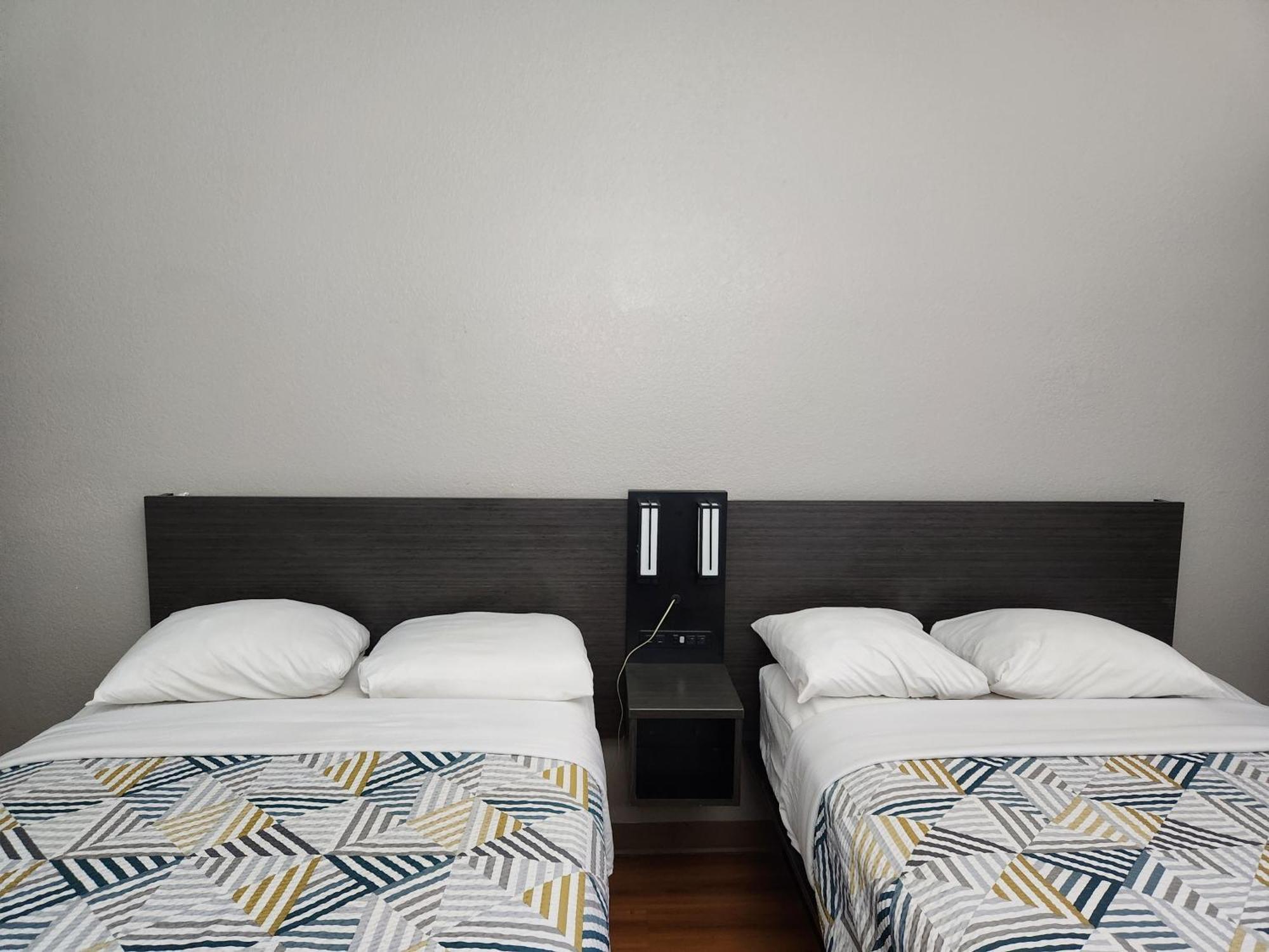 Baymont By Wyndham San Antonio Airport Hotel Buitenkant foto