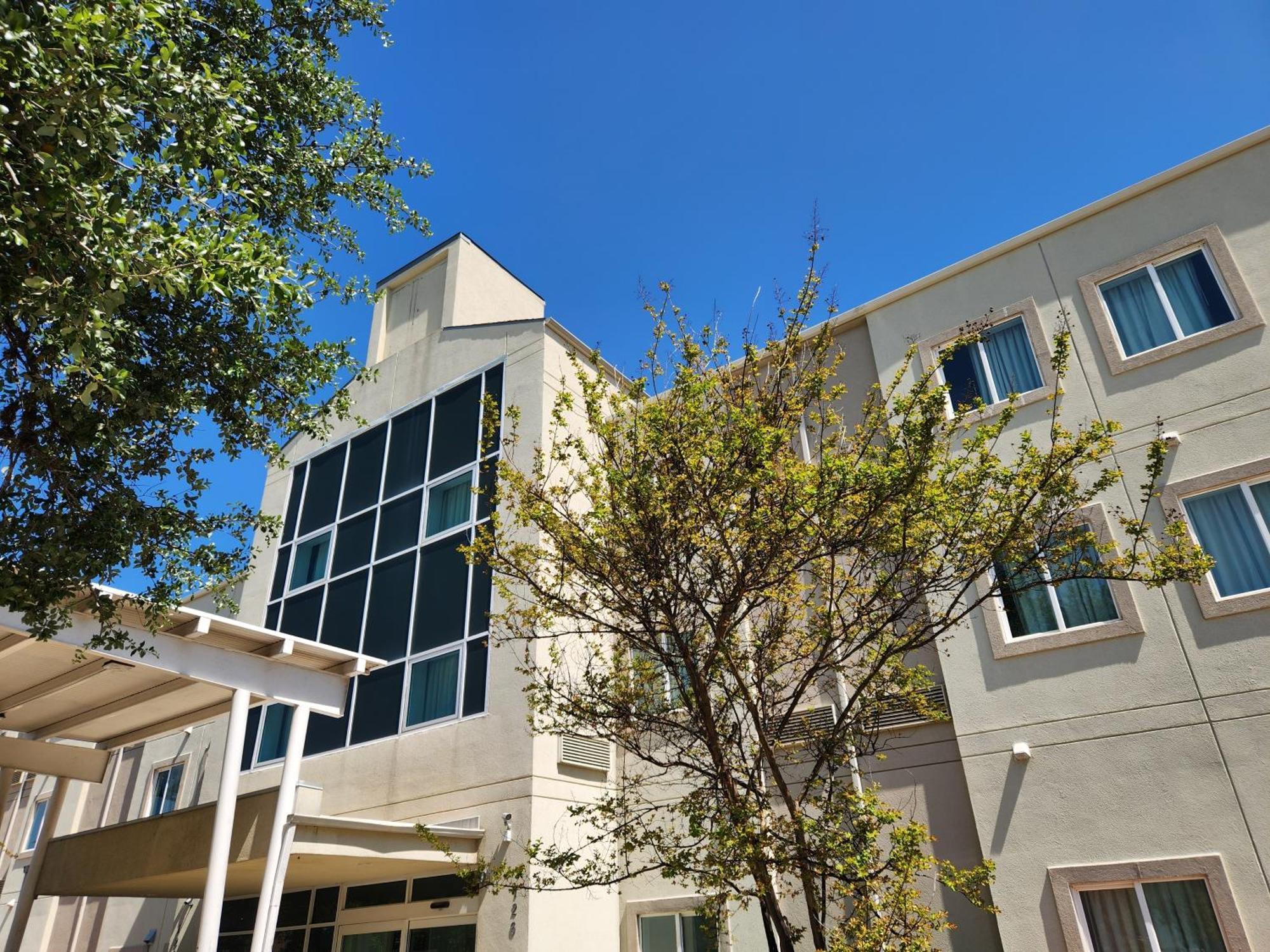 Baymont By Wyndham San Antonio Airport Hotel Buitenkant foto