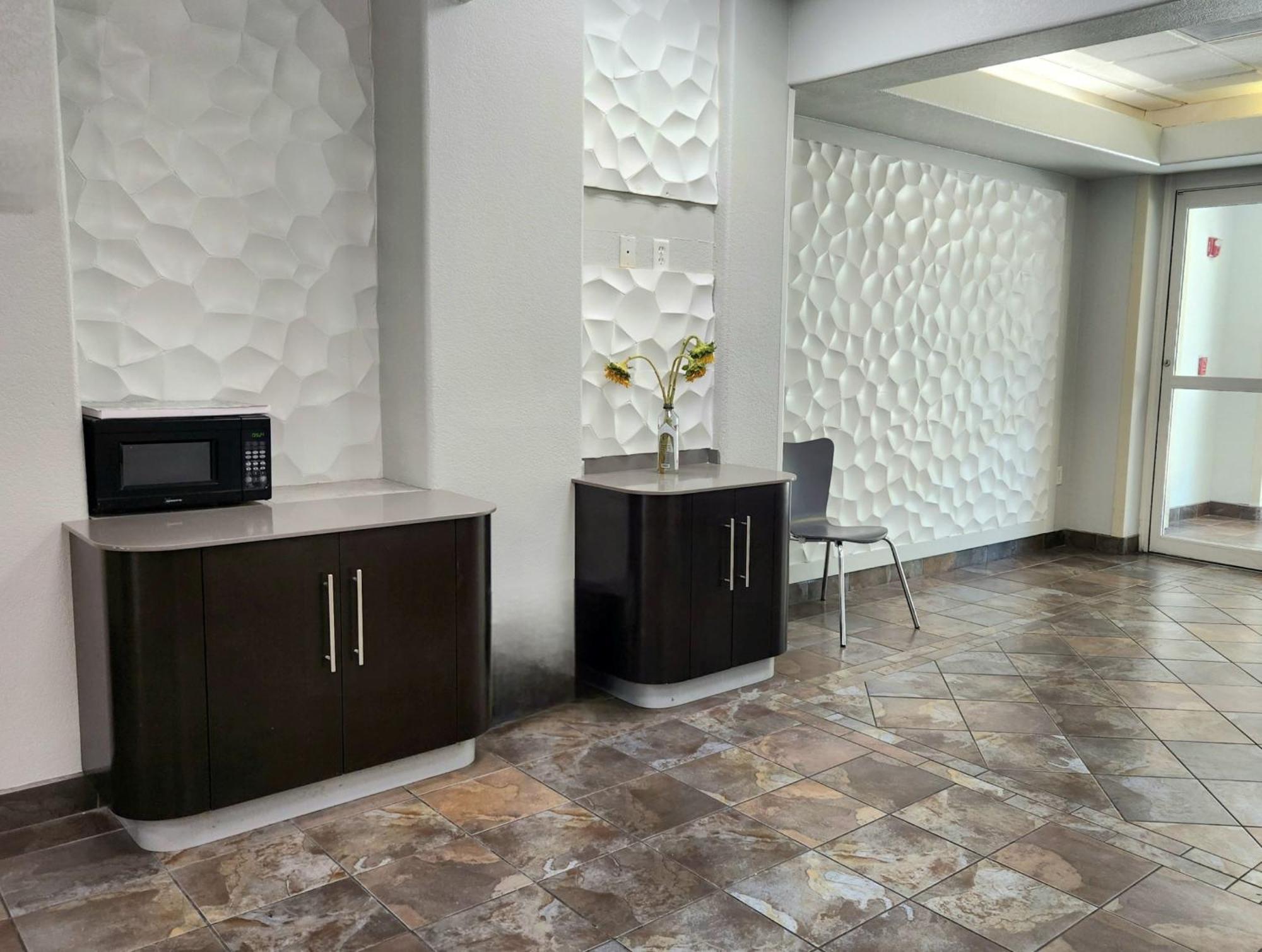 Baymont By Wyndham San Antonio Airport Hotel Buitenkant foto