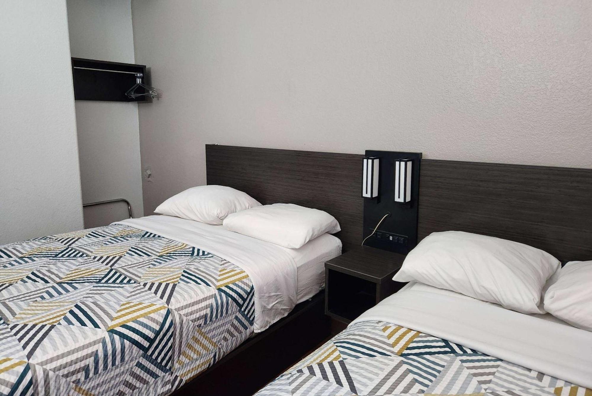 Baymont By Wyndham San Antonio Airport Hotel Buitenkant foto